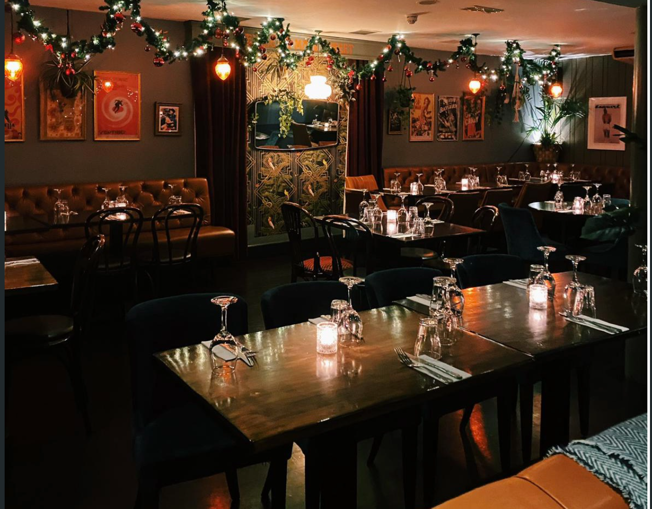 Christmas Crafting Experience at The Ruby Room, The Central, Navan