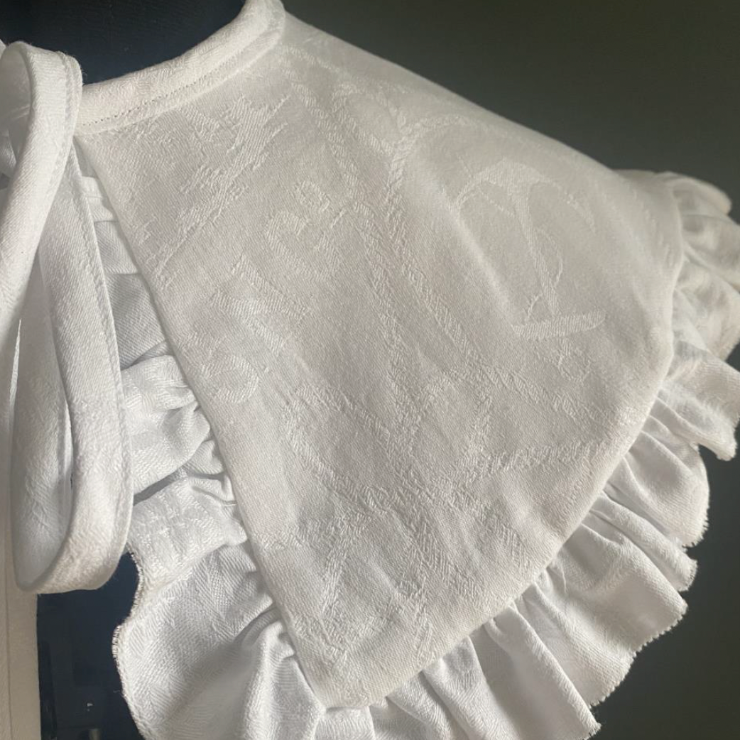 The Cara Collar