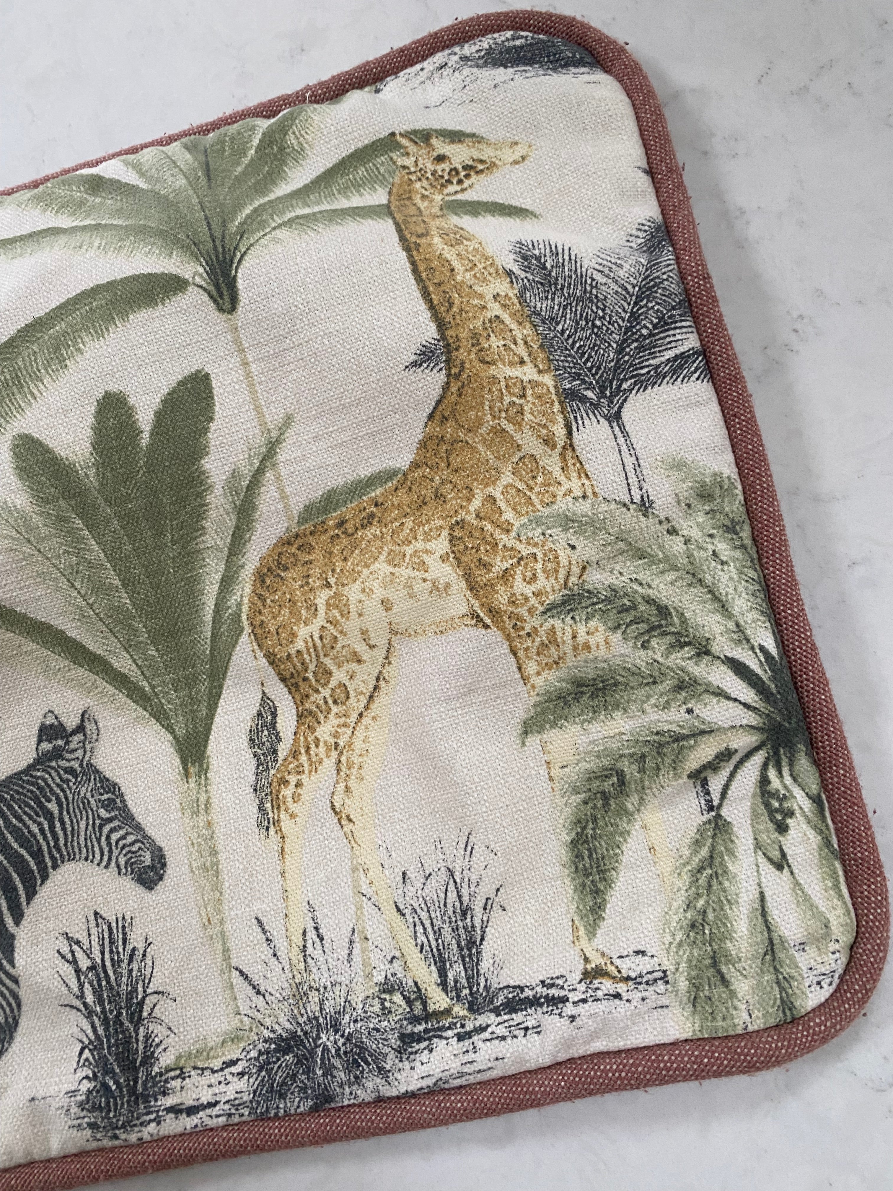 Learn How to Make a Piped Cushion